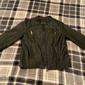 Faux leather cropped jacket. Juniors medium. Black.